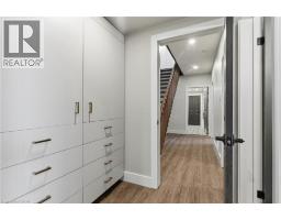 88 OLD FOREST Crescent - 39