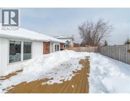 88 OLD FOREST Crescent - 40