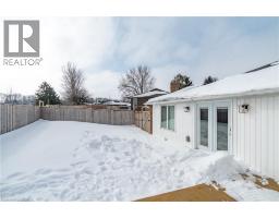 88 OLD FOREST Crescent - 44