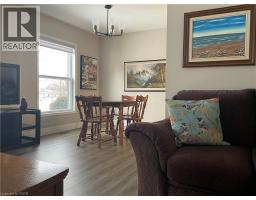 22 MATTHEW Court - 19