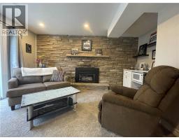 22 MATTHEW Court - 36