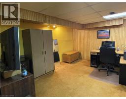 22 MATTHEW Court - 37