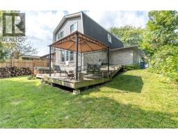 34 WOODRIDGE Drive - 40