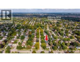 34 WOODRIDGE Drive - 46