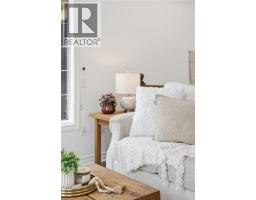 175 FIDDLERS GREEN Road UnitNo. 13 - 15