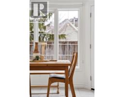 175 FIDDLERS GREEN Road UnitNo. 13 - 21