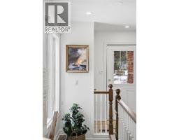 175 FIDDLERS GREEN Road UnitNo. 13 - 7