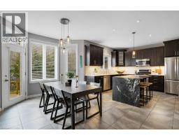 64 BLOSSOMFIELD Crescent - 12