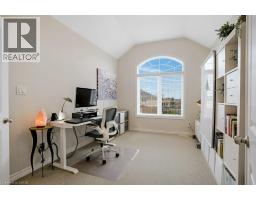 64 BLOSSOMFIELD Crescent - 35