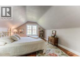 71 RUSHOLME Road - 32