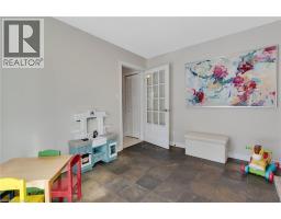 41 DELAVAN Drive - 15