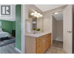 41 DELAVAN Drive - 19