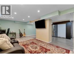 41 DELAVAN Drive - 28