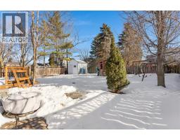 41 DELAVAN Drive - 32