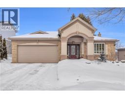 197 AUTUMN HILL Crescent - 1