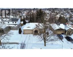 197 AUTUMN HILL Crescent - 22