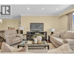 197 AUTUMN HILL Crescent - 9