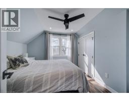 98 BALLANTYNE Avenue - 19