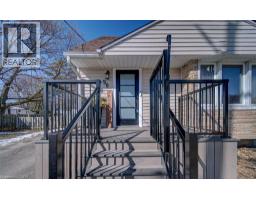 98 BALLANTYNE Avenue - 3