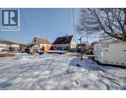 98 BALLANTYNE Avenue - 31