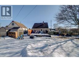 98 BALLANTYNE Avenue - 32