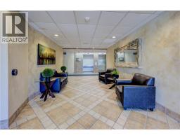 55 GREEN VALLEY Drive UnitNo. 811 - 21