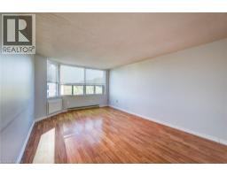 55 GREEN VALLEY Drive UnitNo. 811 - 8