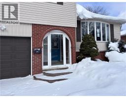 76 RAMBLEWOOD Way - 2