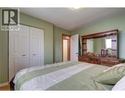 13 ROSEMOUNT Crescent - 24