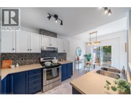 10 LIDDYCOAT Lane UnitNo. 4 - 16