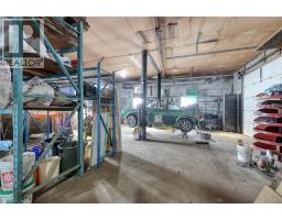 384810 SALFORD RD Road - 33