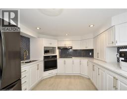 27 WOODMANS Court - 26