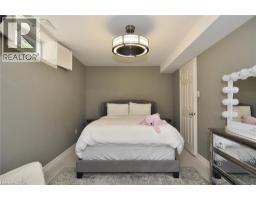 27 WOODMANS Court - 30