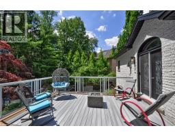 27 WOODMANS Court - 34