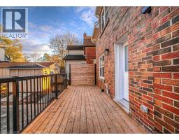 30 DUNBAR Road S - 32