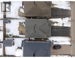 9 PATTERSON Drive - 24