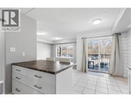 950 HIGHLAND Road W UnitNo. 20 - 17