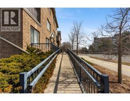 950 HIGHLAND Road W UnitNo. 20 - 3