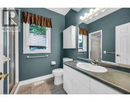 223 GREENBRIAR Road - 16