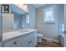 135 GIBBONS Street - 13