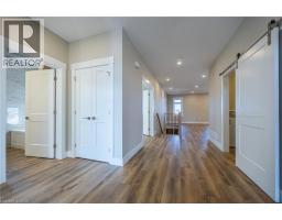 135 GIBBONS Street - 8