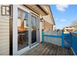 303 MAYVIEW Crescent UnitNo. A - 33