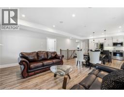 34 FORBES Crescent - 17