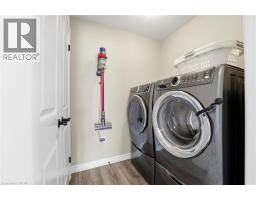 34 FORBES Crescent - 21