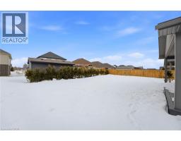 34 FORBES Crescent - 30