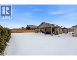 34 FORBES Crescent - 31