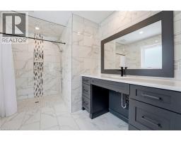 34 FORBES Crescent - 4