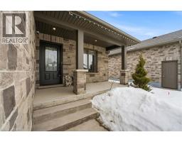 34 FORBES Crescent - 8