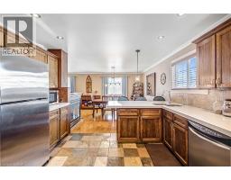 97 KINROSS Street - 15