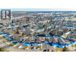 97 KINROSS Street - 39